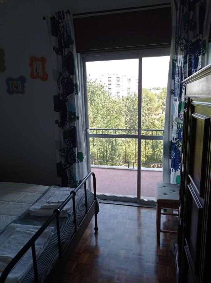 Family Apartment Lisbon-Estoril Luaran gambar