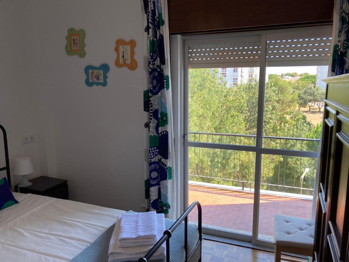 Family Apartment Lisbon-Estoril Luaran gambar