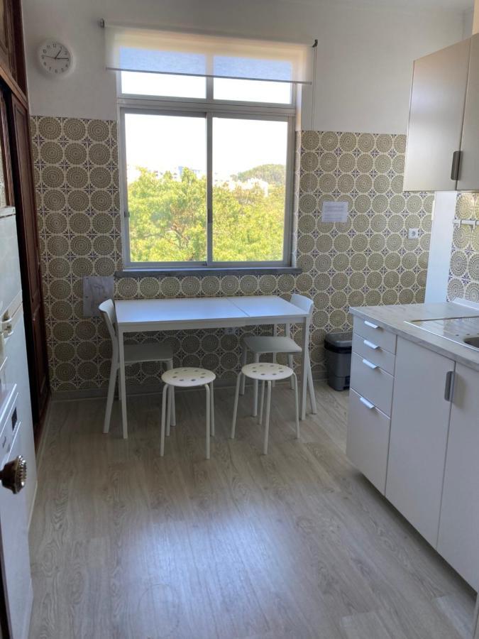 Family Apartment Lisbon-Estoril Luaran gambar