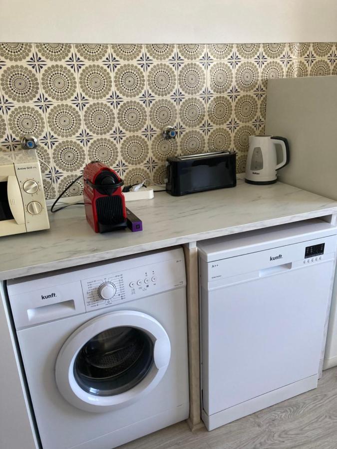 Family Apartment Lisbon-Estoril Luaran gambar