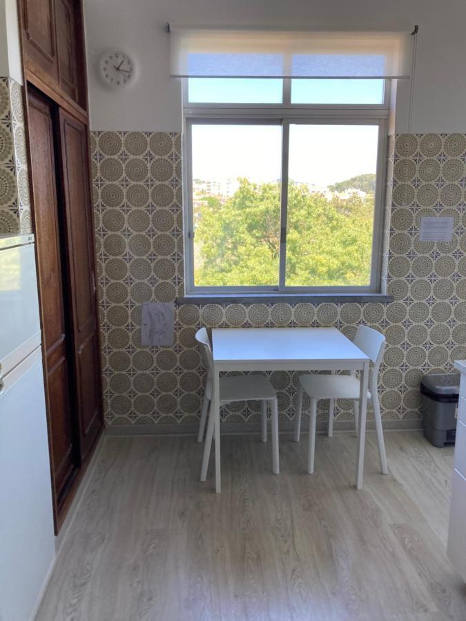 Family Apartment Lisbon-Estoril Luaran gambar